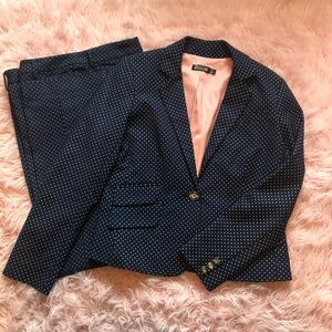 NY&Co Pants Suit